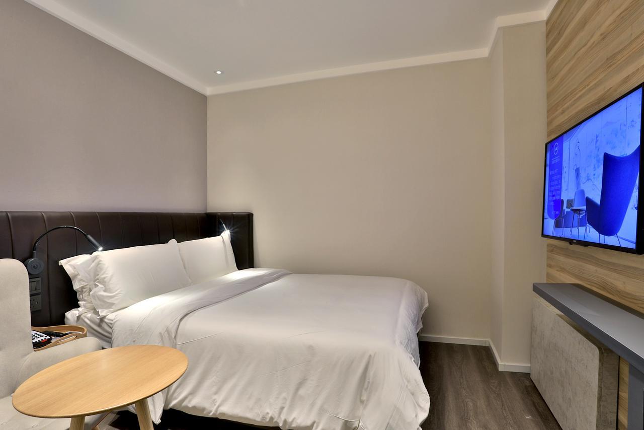 Hanting Hotel Shanghai North Bund Hailun Road ภายนอก รูปภาพ