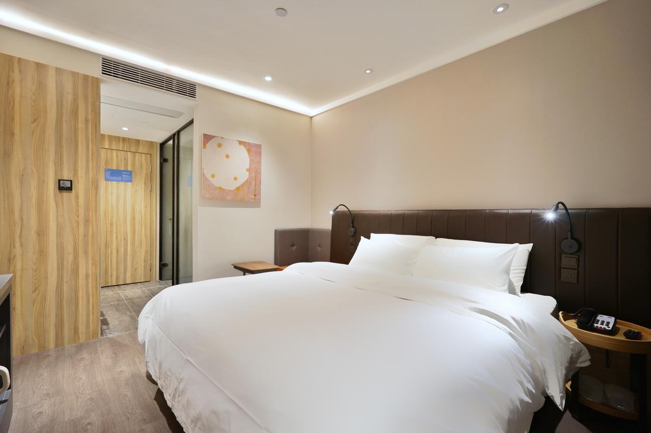 Hanting Hotel Shanghai North Bund Hailun Road ภายนอก รูปภาพ